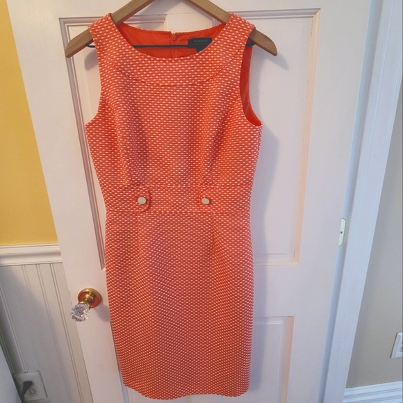 Tahari Dresses & Skirts - Tahari coral and white dress size 4